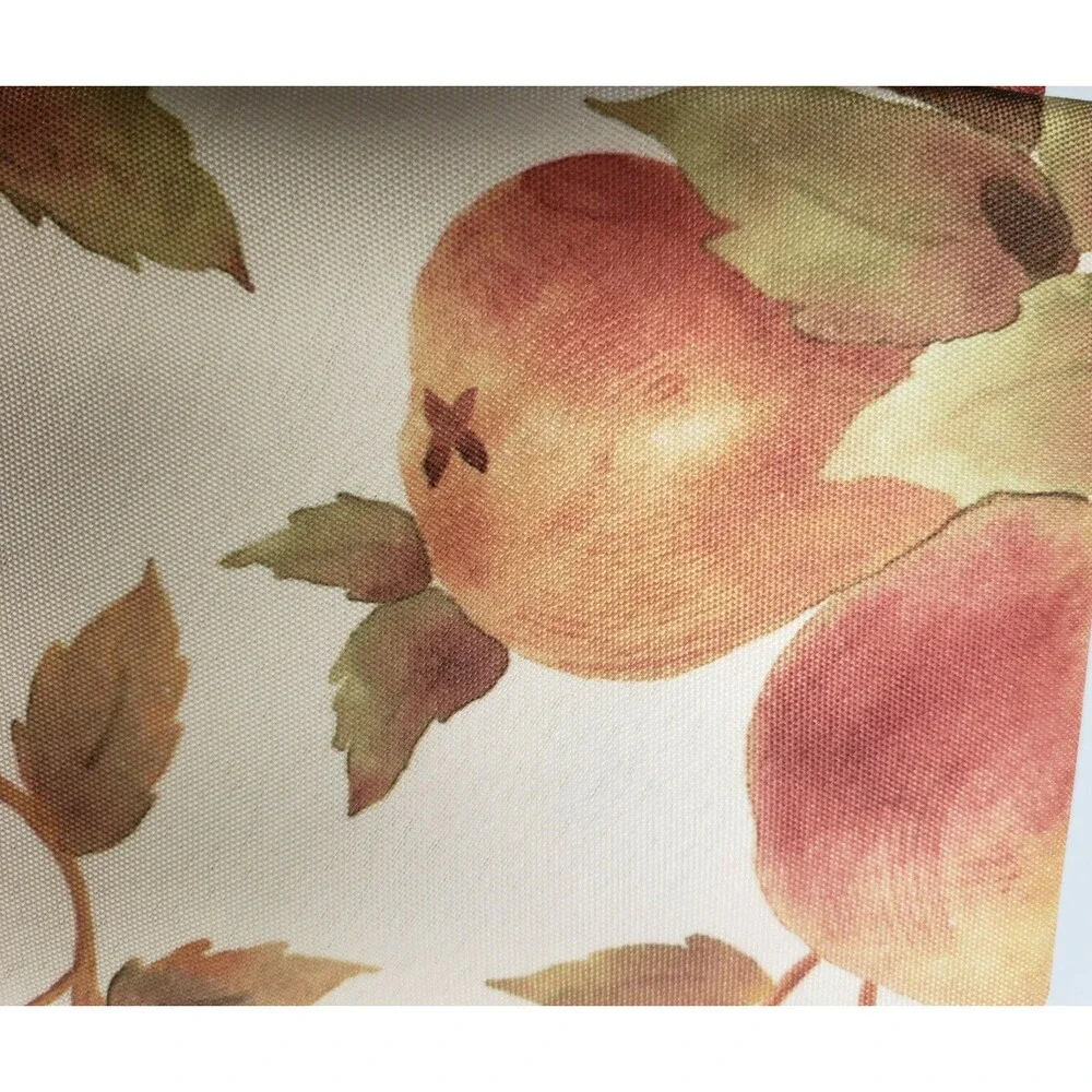 1 Printed Fabric Tablecloth,52